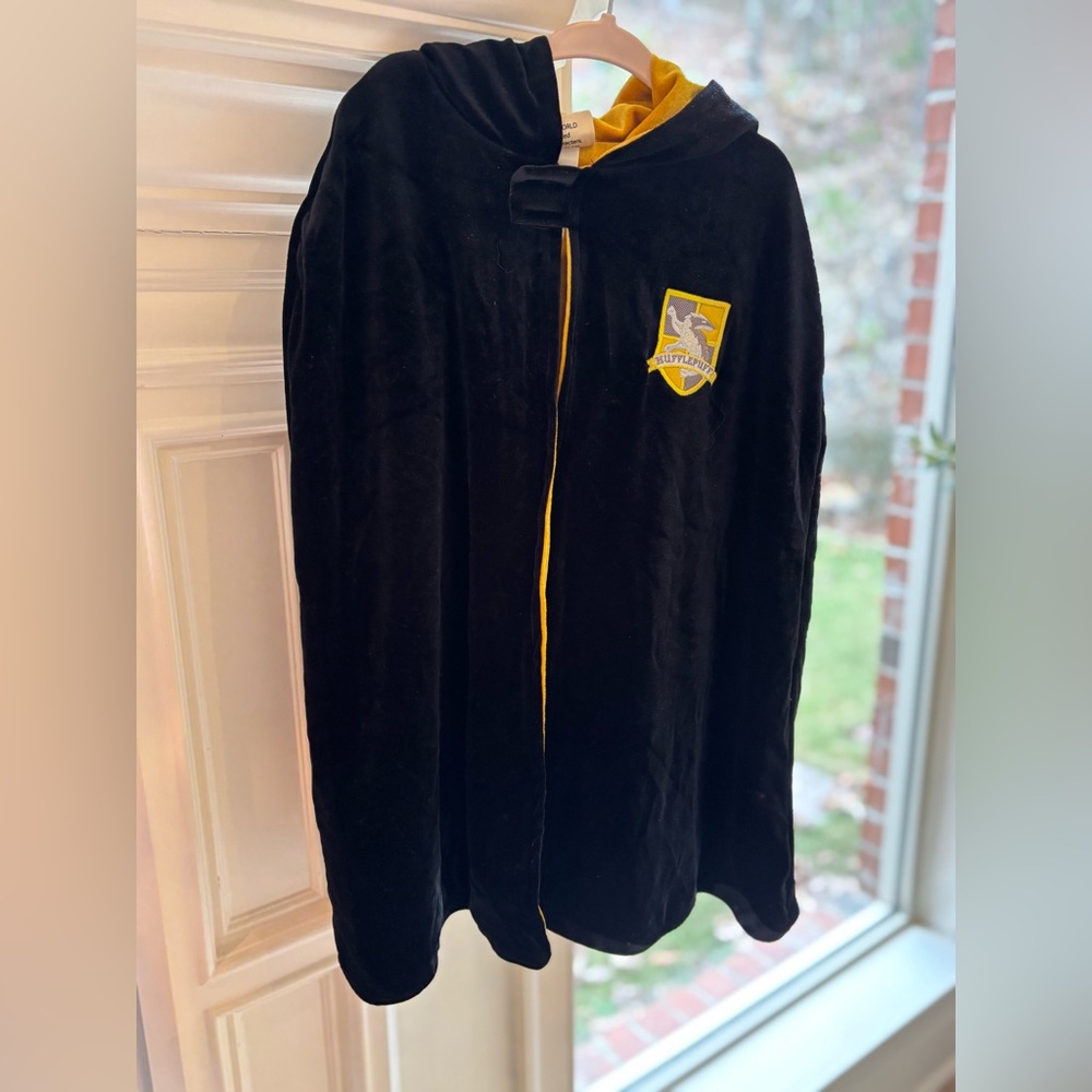 Taylor Joelle x Harry Potter caplet - Size 4?